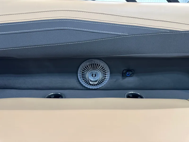 Slide: The Image of Barletta Cabrio 24QC 2026 - 12