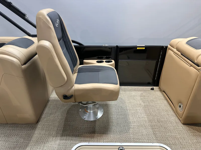 Slide: The Image of Barletta Cabrio 24QC 2026 - 13