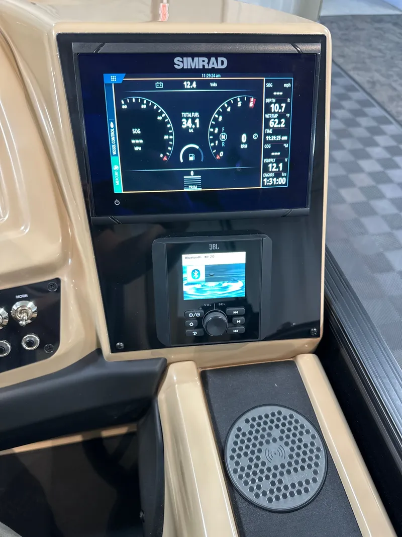 Slide: The Image of Barletta Cabrio 24QC 2026 - 18