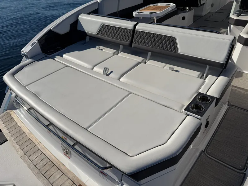 Slide: The Image of Cobalt R33 2024 - 26