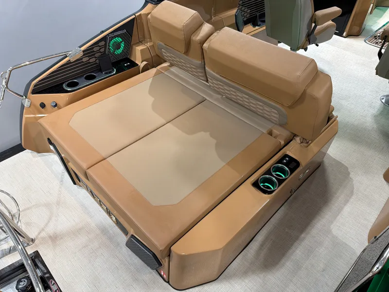 Slide: The Image of Harris Crowne 250 2026 - 6