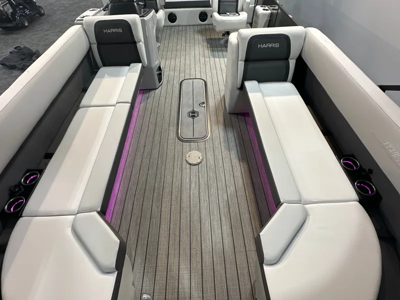 Slide: The Image of Harris Cruiser 250 2026 - 10