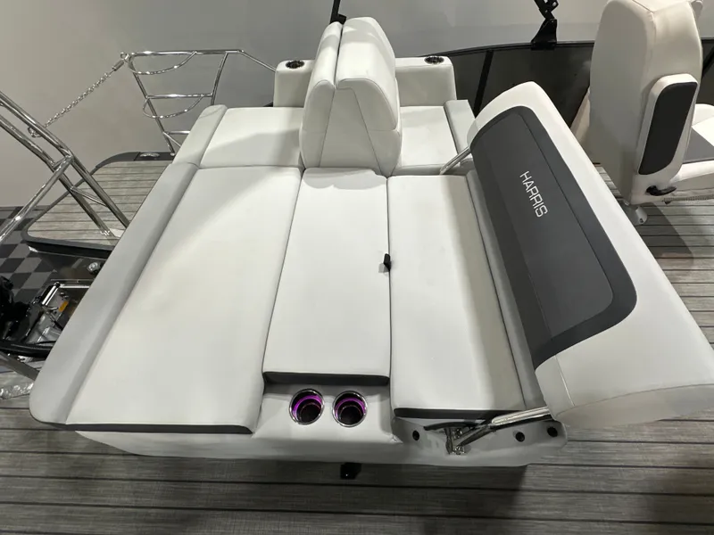 Slide: The Image of Harris Cruiser 250 2026 - 13