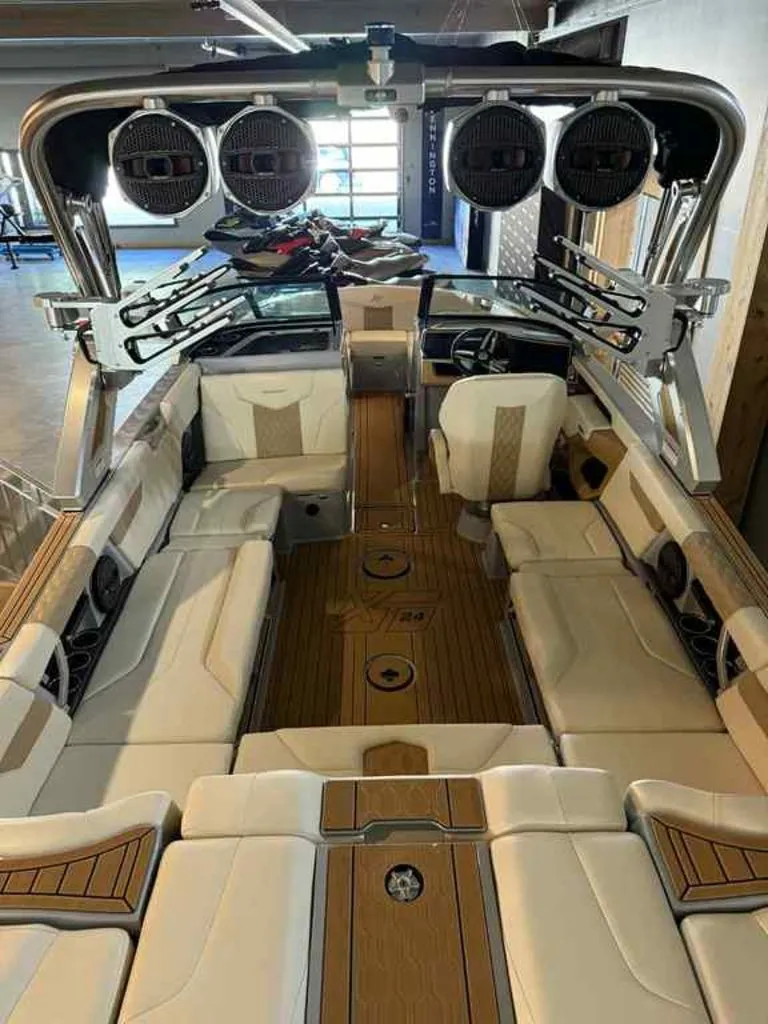 Slide: The Image of MasterCraft XT24 2025 - 3