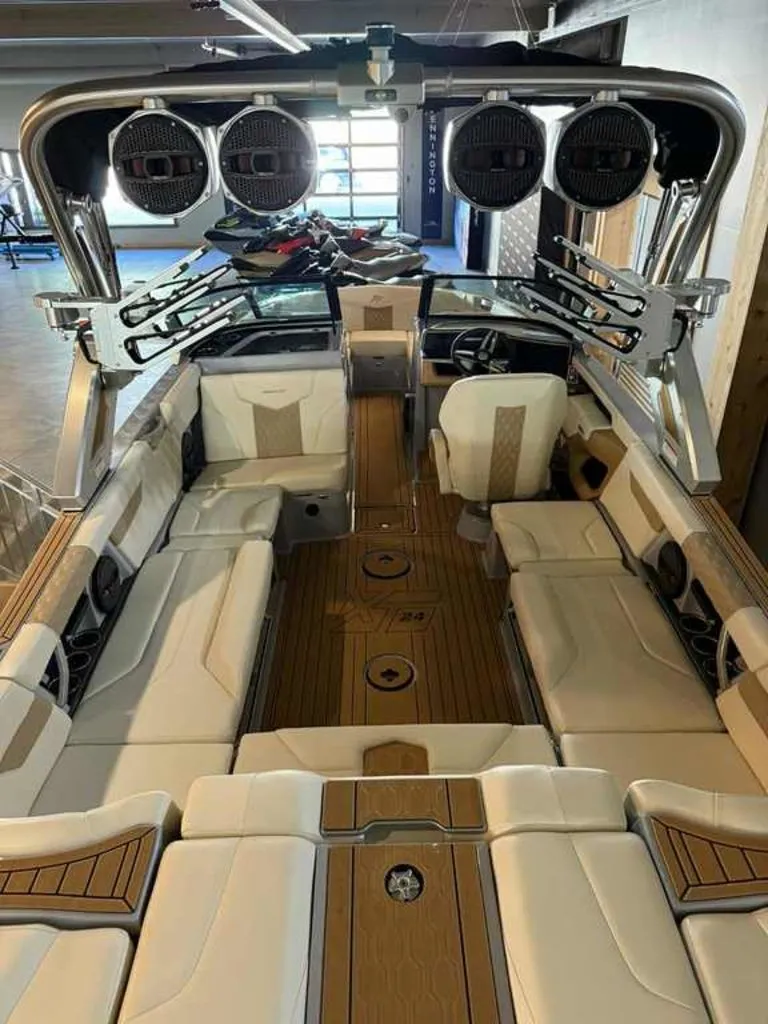 Slide: The Image of MasterCraft XT24 2025 - 8