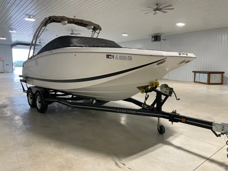 Slide: The Image of Four Winns SL242 2009 - 6