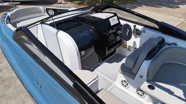 Slide: The Image of NX Boats 260 Evolution 2025 - 12