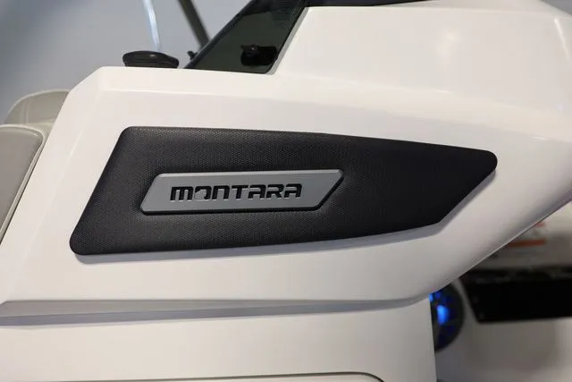 Slide: The Image of Montara SURF BOSS 2.0 25' SL 2026 - 12