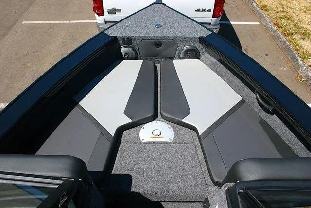 Slide: The Image of Lund 1875 Crossover XS 2026 - 12