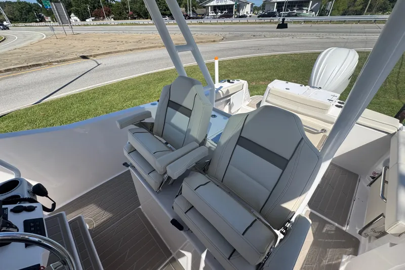 Slide: The Image of Luxury seating on 2026 Solara S-250 CW boat, featuring modern design and comfort. - 15
