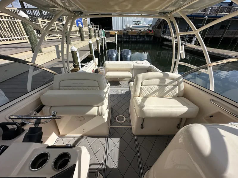 Slide: The Image of Grady-White 285 FREEDOM 2022 - 11