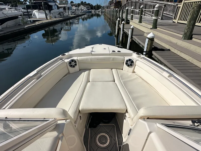 Slide: The Image of Grady-White 285 FREEDOM 2022 - 22