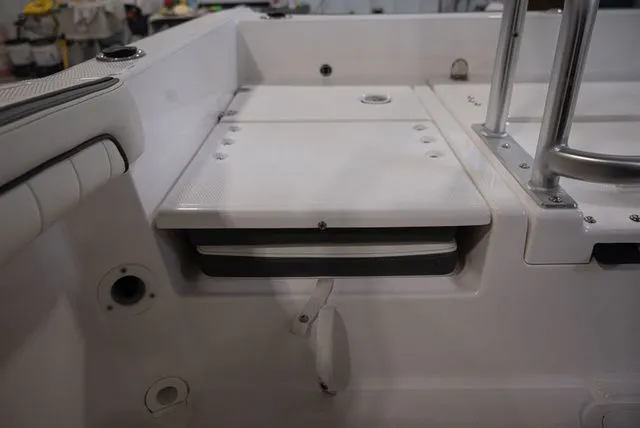 Slide: The Image of Yamaha 190 FSH Sport 2016 - 14