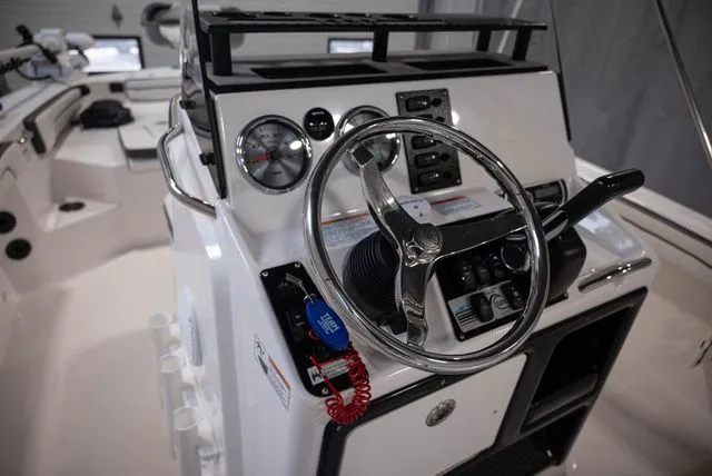 Slide: The Image of Yamaha 190 FSH Sport 2016 - 8