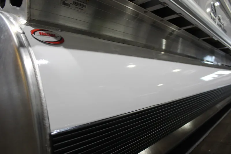 Slide: The Image of 2026 Sun Tracker Party Barge 20 DLX pontoon boat exterior detail. - 6