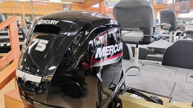 Slide: The Image of Tracker Pro Team 175 TXW 2026 - 4