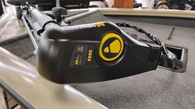 Slide: The Image of Tracker Pro Team 175 TXW 2026 - 8