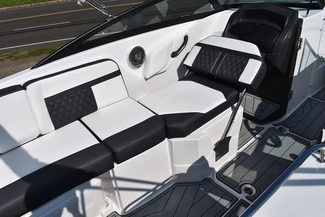 Slide: The Image of Monterey M6 2024 - 31