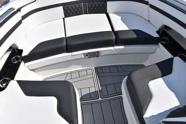 Slide: The Image of Monterey M6 2024 - 74