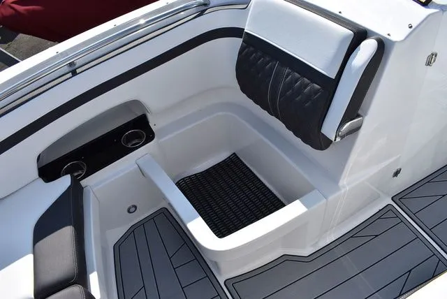 Slide: The Image of Monterey M6 2024 - 77