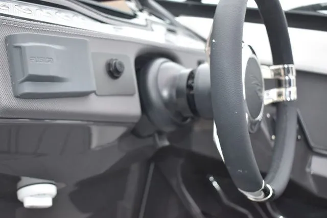 Slide: The Image of Monterey 275SS Super Sport 2024 - 59