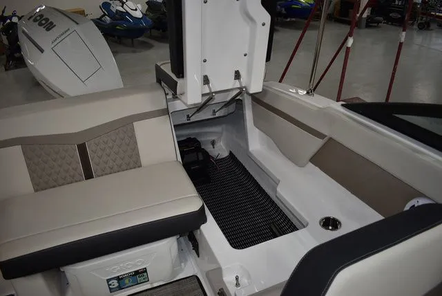 Slide: The Image of Monterey M-205 2025 - 20