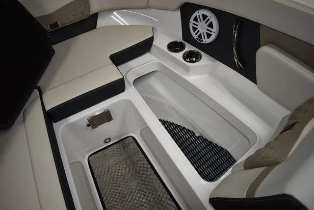 Slide: The Image of Monterey M-205 2025 - 25