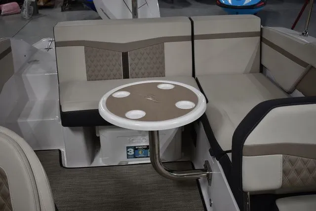 Slide: The Image of Monterey M-205 2025 - 30