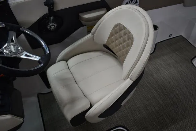 Slide: The Image of Monterey M-205 2025 - 32