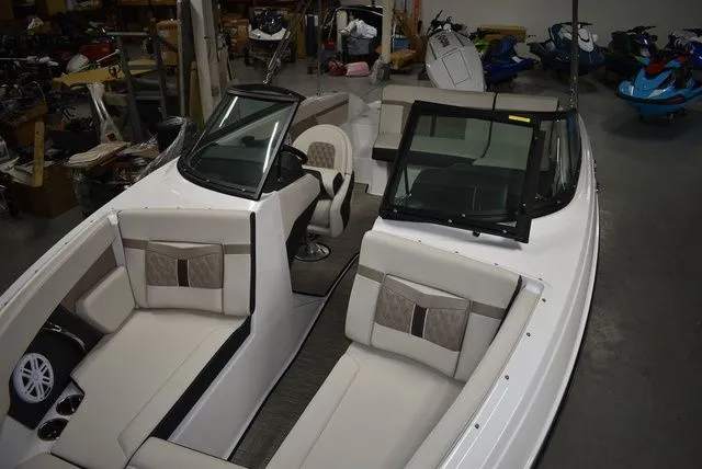 Slide: The Image of Monterey M-205 2025 - 6