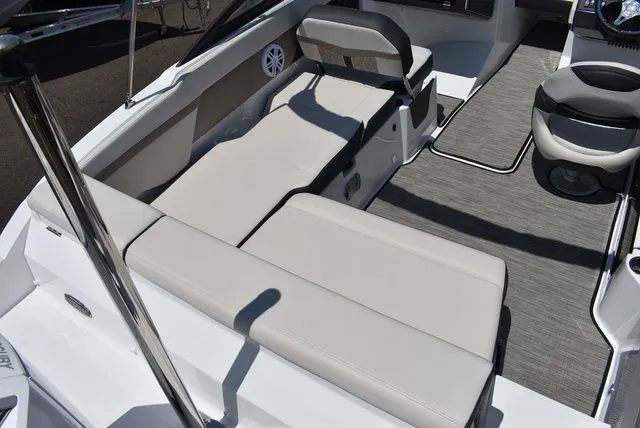 Slide: The Image of Monterey M-205 2025 - 15