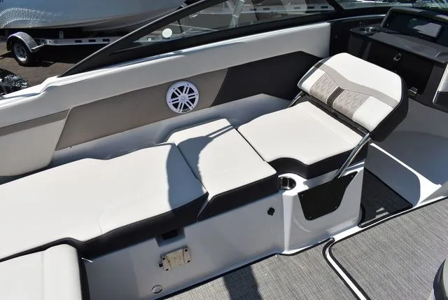 Slide: The Image of Monterey M-205 2025 - 24