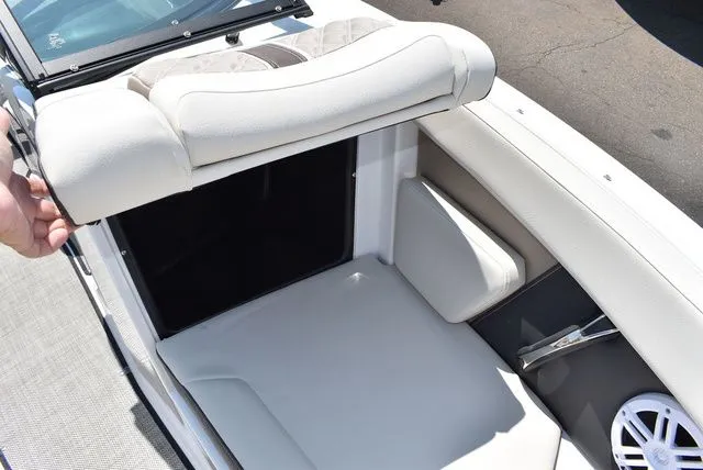 Slide: The Image of Monterey M-205 2025 - 42