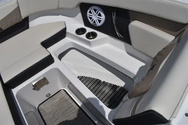 Slide: The Image of Monterey M-205 2025 - 44