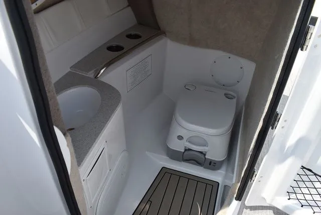 Slide: The Image of Stingray 211DC 2025 - 49