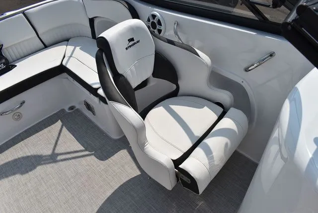 Slide: The Image of Stingray 211DC 2025 - 53