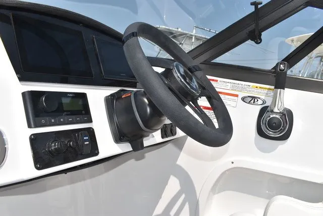 Slide: The Image of Stingray 211DC 2025 - 61