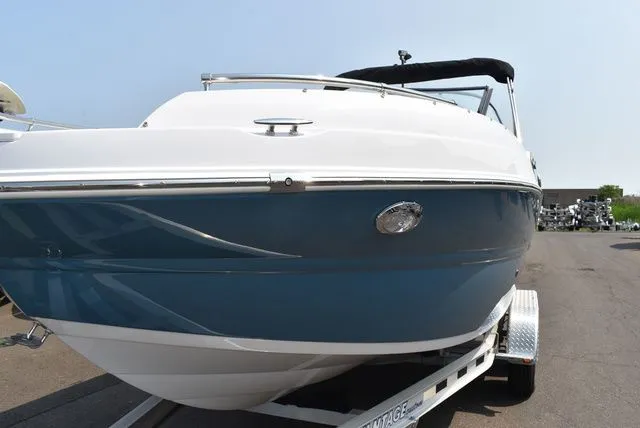 Slide: The Image of Stingray 211DC 2025 - 72