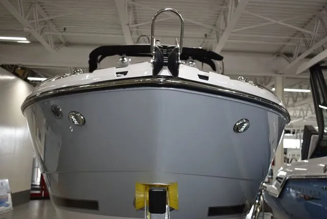 Slide: The Image of Monterey 275SS Super Sport 2025 - 4