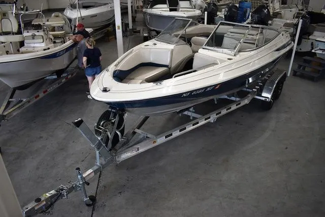 Slide: The Image of Bayliner Marine 2100 SR 1997 - 3