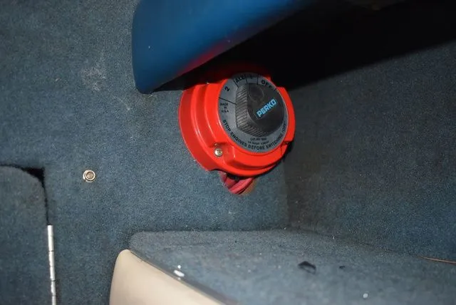 Slide: The Image of Bayliner Marine 2100 SR 1997 - 43