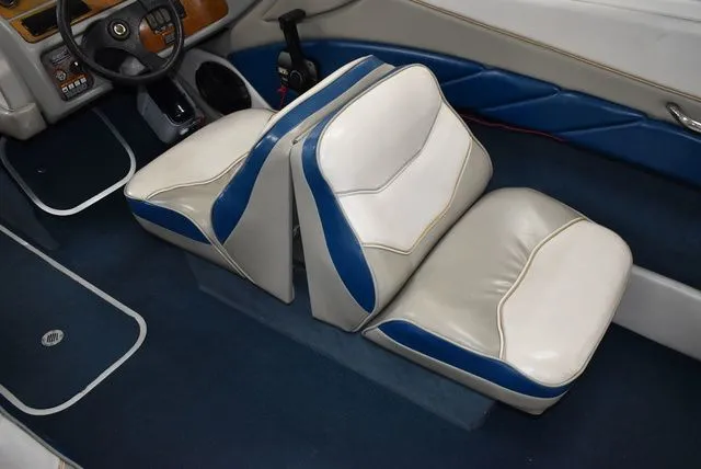 Slide: The Image of Bayliner Marine 2100 SR 1997 - 47