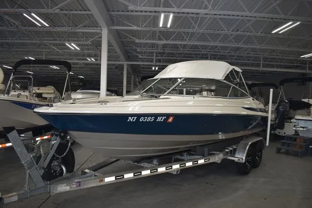 Slide: The Image of Bayliner Marine 2100 SR 1997 - 5