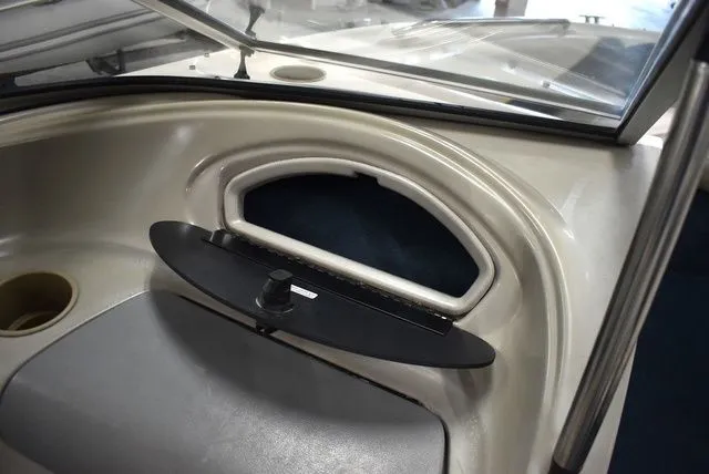 Slide: The Image of Bayliner Marine 2100 SR 1997 - 54