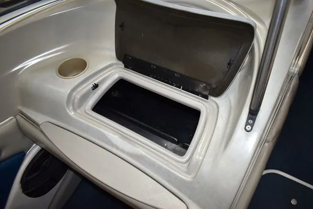 Slide: The Image of Bayliner Marine 2100 SR 1997 - 55