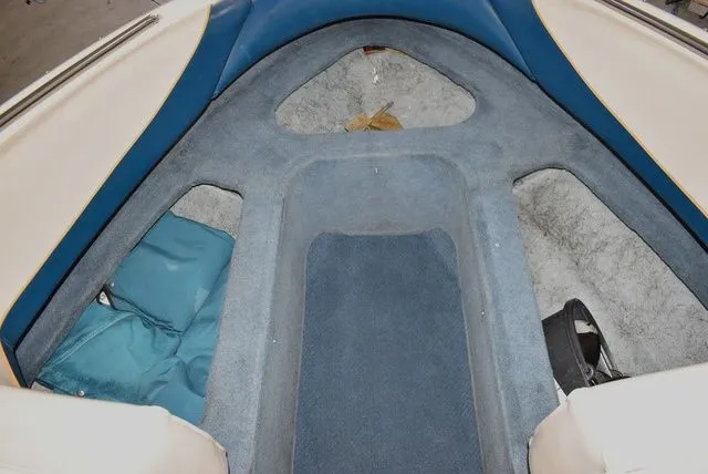 Slide: The Image of Bayliner Marine 2100 SR 1997 - 60