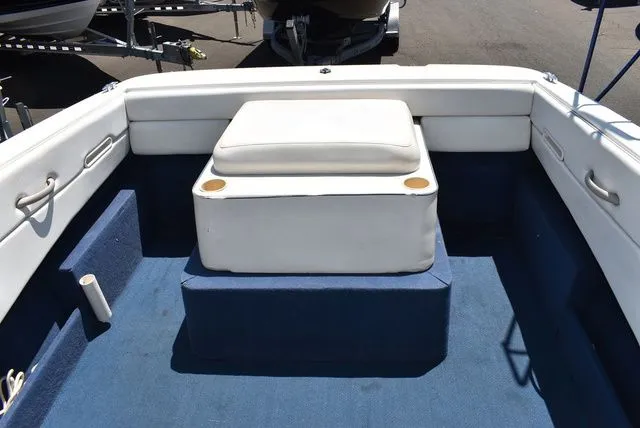 Slide: The Image of Bayliner 2150 Capri Bowrider 2001 - 21