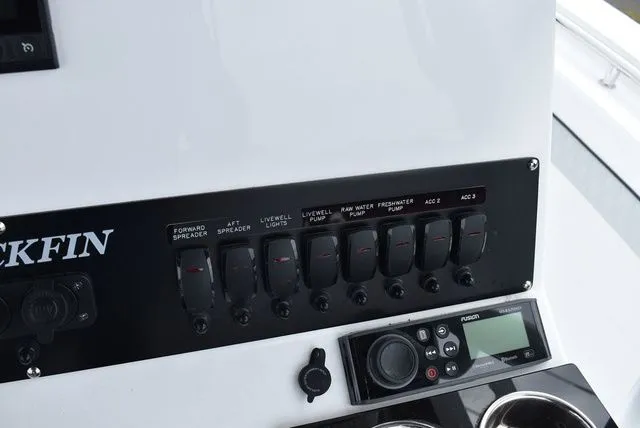 Slide: The Image of Blackfin 222 CC 2024 - 48