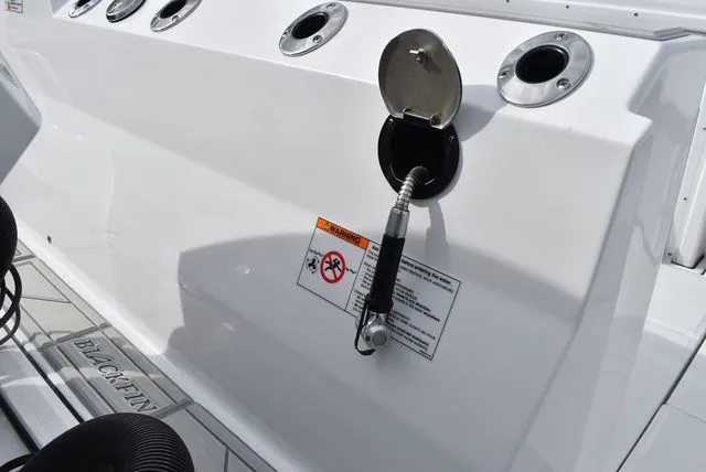 Slide: The Image of Blackfin 272CC 2024 - 34