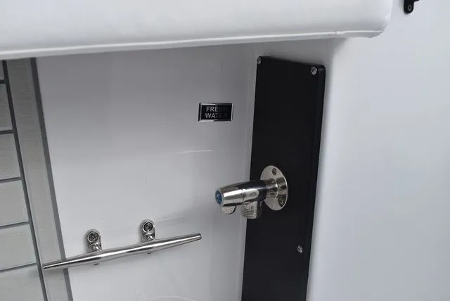 Slide: The Image of Blackfin 272CC 2024 - 46